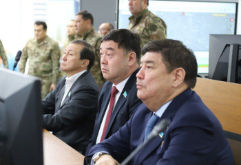 Депутаты Мажилиса Парламента РК посетили Командный центр МЧС