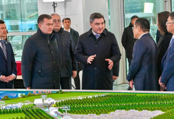 Олжас Бектенов Астанадағы LRT құрылысы қарқынын тексерді