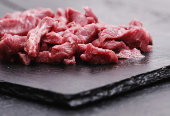 Зерттеуші жылқы еті харам екенін айтты