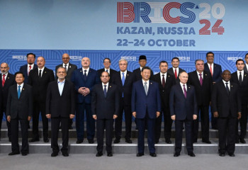 Токаев прибыл в выставочный комплекс 