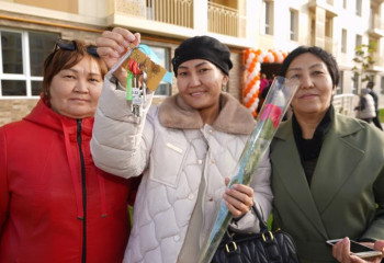 260 квартир переданы очередникам Туркестана