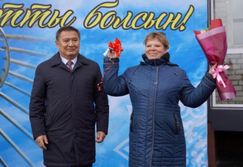 В Акмолинской области вручили ключи от новых квартир 50 семьям