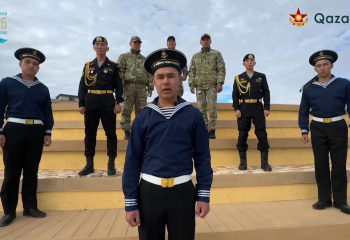 Ақтау гарнизонының әскери қызметшілері мерекемен құттықтады