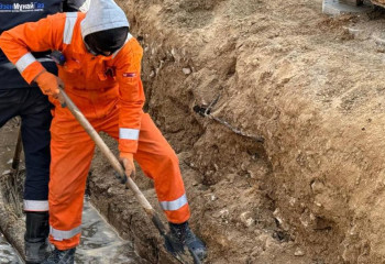 В Актау 25 бригад устраняют порывы на теплосетях