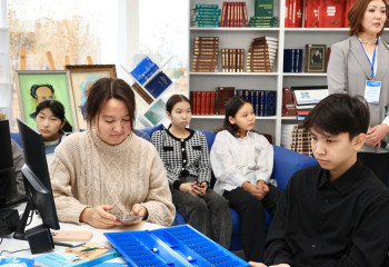 Необычную библиотеку открыли в Караганде