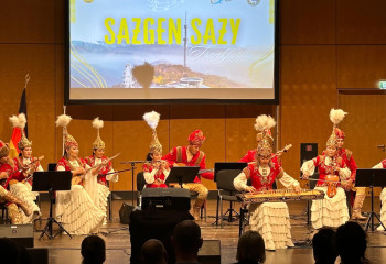 Франкфуртта Республика күніне арналған мерекелік концерт өтті