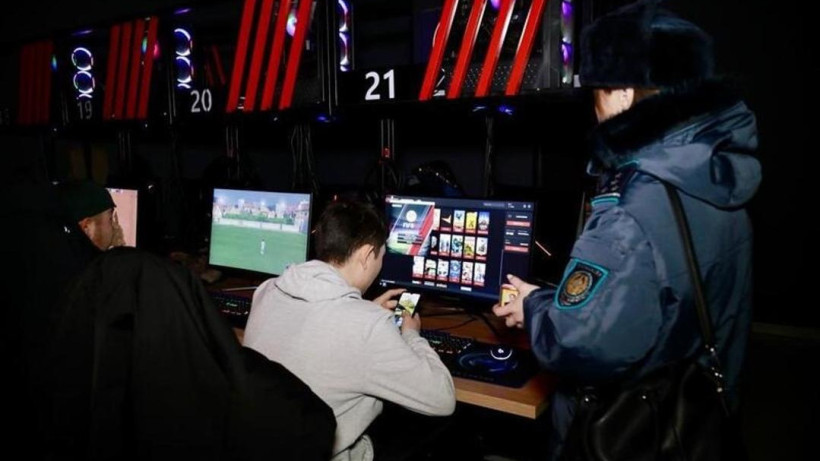  Астана қалалық әкімдігі 