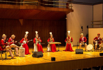 Қазақконцерт Испанияда өнер көрсетті