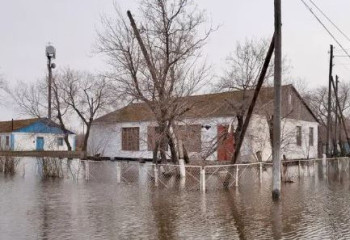 Ұлытау облысында су тасқынынан соң қозғалған қылмыстық істерге қатысты мәлімдеме жасады