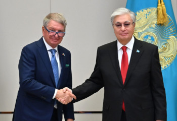 Глава государства встретился с председателем наблюдательного совета Polpharma