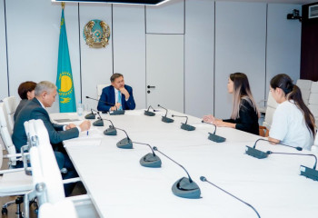 Ғылым және жоғары білім министрі азаматтарды қабылдады