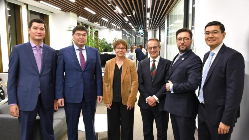  Kazakh Finance Ministry 