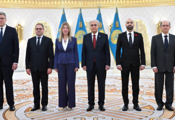 Президент бірқатар мемлекеттің елшілерінен сенім грамоталарын қабылдады