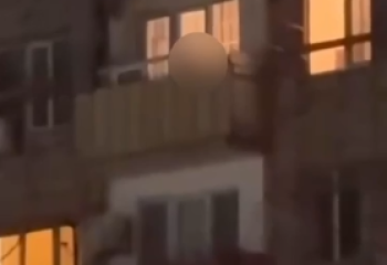 Құлсарыда полицейлер бесінші қабаттың балконында қалған балаларды құтқарды