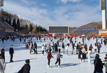 Алматыдағы «Медеу» мұз айдынында жаппай сырғанау маусымы ашылды