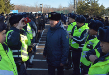 СҚО-да полицейлер қысқы киім үлгісіне ауысты