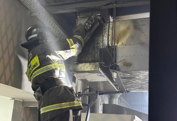 Өскеменде мейрамхана ас бөлмесінде өрт шықты