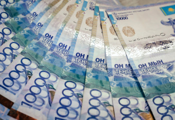 Минфин разъяснил, как будут выплачивать премии госслужащим