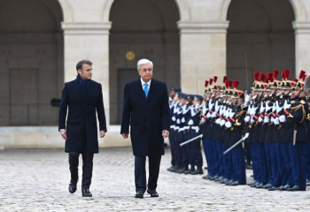 Парижде Қазақстан президентін салтанатты қарсы алу рәсімі өтті