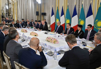 Қасым-Жомарт Тоқаев Қазақстан-Франция инвестициялық дөңгелек үстеліне қатысты