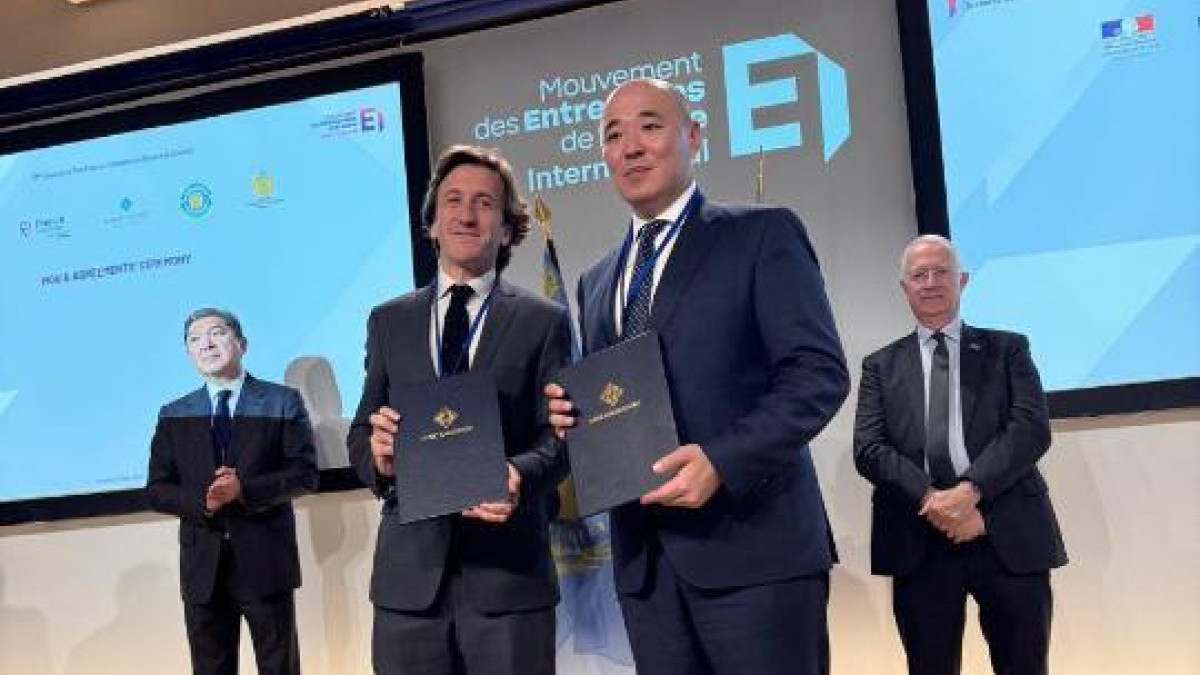  Ministry of Industry and Construction 