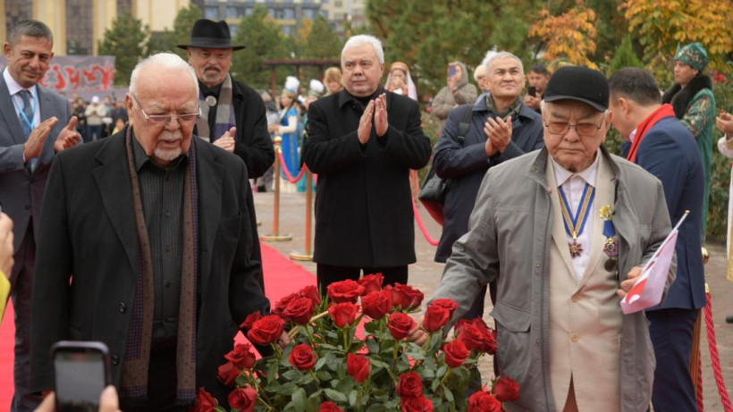  Мәдениет және ақпарат министрлігі 