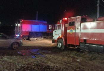 Огнеборцы Целиноградского района ликвидировали сразу два пожара