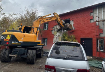 Алматыда тағы бір нысан сот шешімі бойынша бұзылды