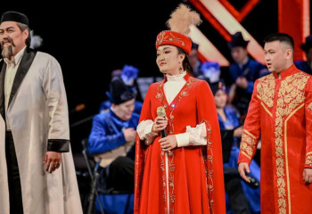 Оркестр казахских народных инструментов «Бибигуль» выступил в Казани