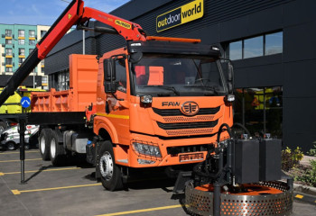 В Алматы заработал цех по сборке поливомоечных комплексов и мусоровозов