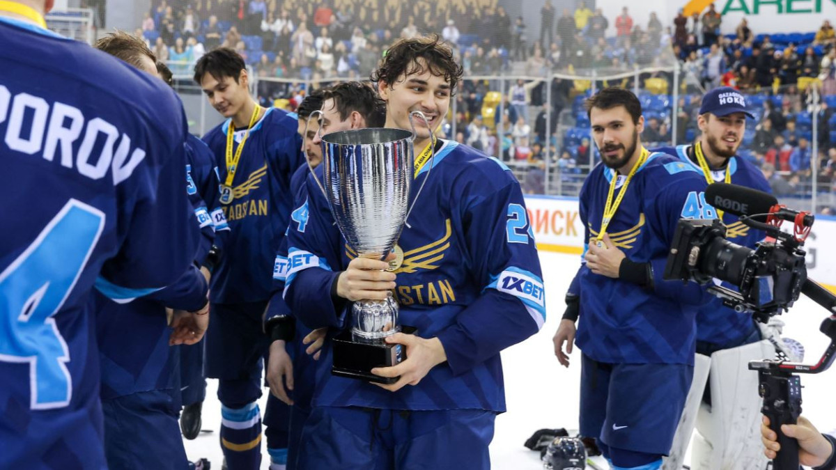  icehockey.kz 