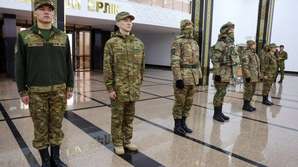  Қорғаныс министрлігі 