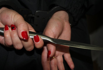 Жанжалдан кейін келіні енесін пышақтап өлтірді