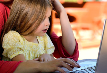 Жұмысбасты ана: тепе-теңдікті қалай ұстауға болады