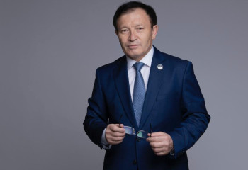 Сегіз қырлы, бір сырлы ғалым