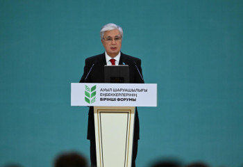 Токаев назвал главные направления предстоящей работы в АПК Казахстана