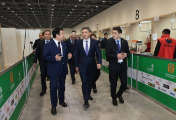 Олжас Бектенов встретился с участниками чемпионата по профессионально-техническим навыкам WorldSkills Kazakhstan