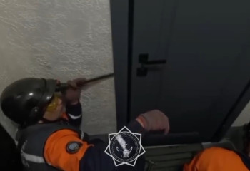 Семейде балалар үйде қамалып қалған