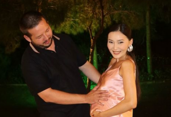 Үшінші баласына жүкті Айсәуле Бақытбек қанша салмақ қосқанын айтты