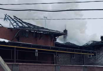 При пожаре в частном доме в Астане обрушилась кровля