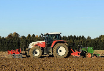 Көктемгі егіс және егін жинау жұмыстарына 700 млрд теңге бөлінеді – АШМ