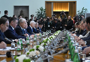 Мемлекет басшысы Сербия Президентімен кеңейтілген құрамда келіссөз жүргізді