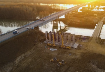 В Павлодаре строят современный мост через Иртыш