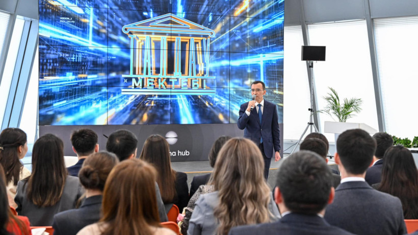  facebook/Маулен Ашимбаев 