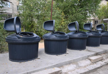 В Алматы усилят контроль за чистотой через камеры на мусорных площадках