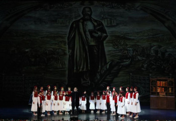 «Астана Опера» театрында «Толық адам. Ой толғау. Хакім Абай» монооперасның премьерасы өтті