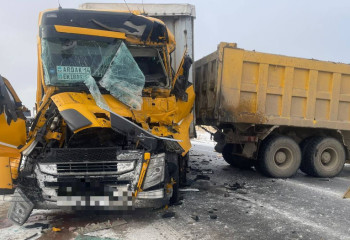 ДТП с участием двух грузовиков произошло на трассе Алматы-Усть-Каменогорск