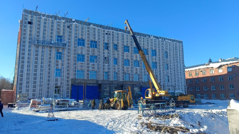  Үкіметтің баспасөз үйі 