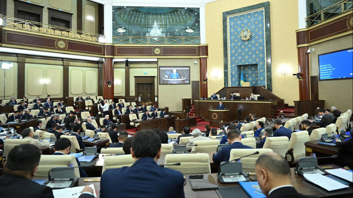  пресс-служба Мажилиса РК 