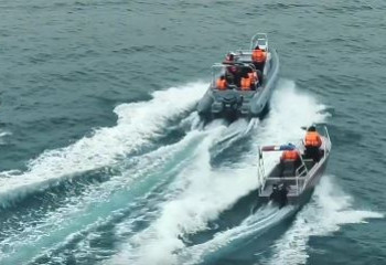 Мангистауские спасатели получили новый катер для работы на Каспии